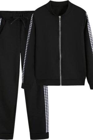 Women's 2-piece tracksuit hoodie sweatshirt and jogger pants outfit