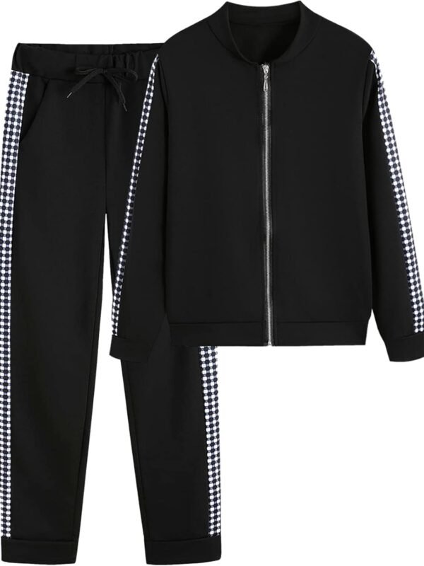 Women's 2-piece tracksuit hoodie sweatshirt and jogger pants outfit