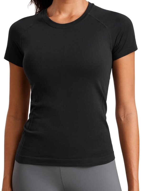 Women's Slim-Fit Athletic & Yoga Wear